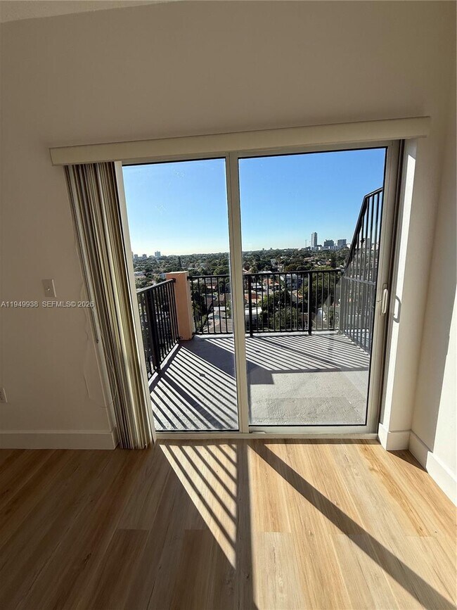 Photo - 3410 Coral Wy Unit PH-06