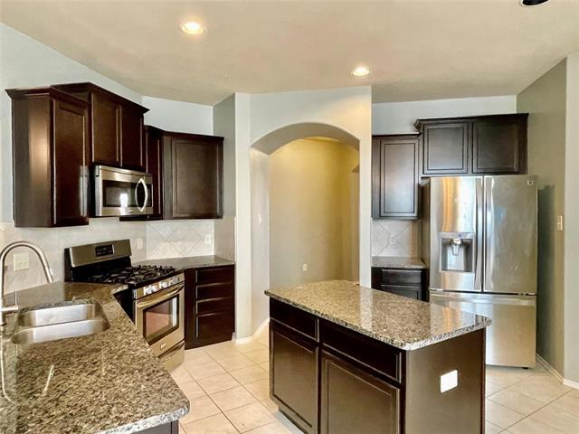 Photo - 1005 Lake Woodland Dr