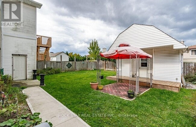 Photo - 271 Carson Dr