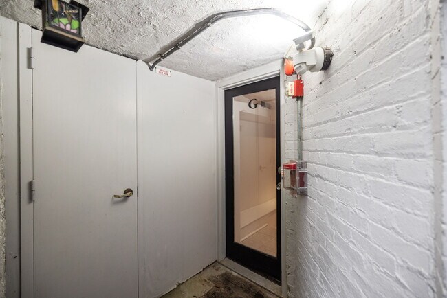Photo - 1759 T St NW Unit G