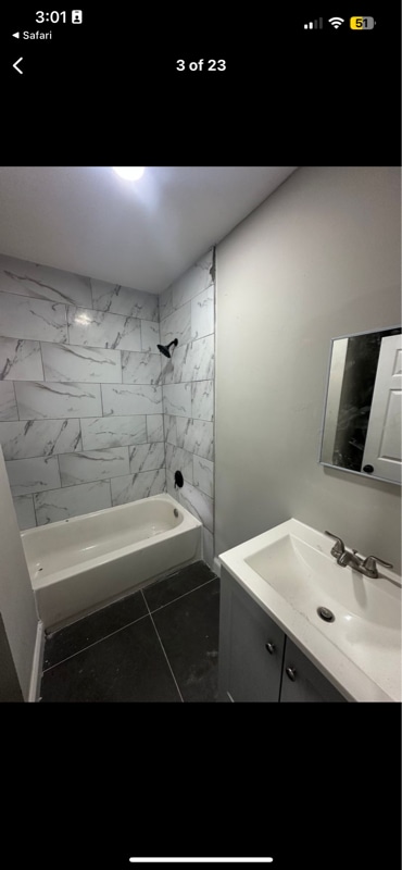 Building Photo - 2019 W Hagert St