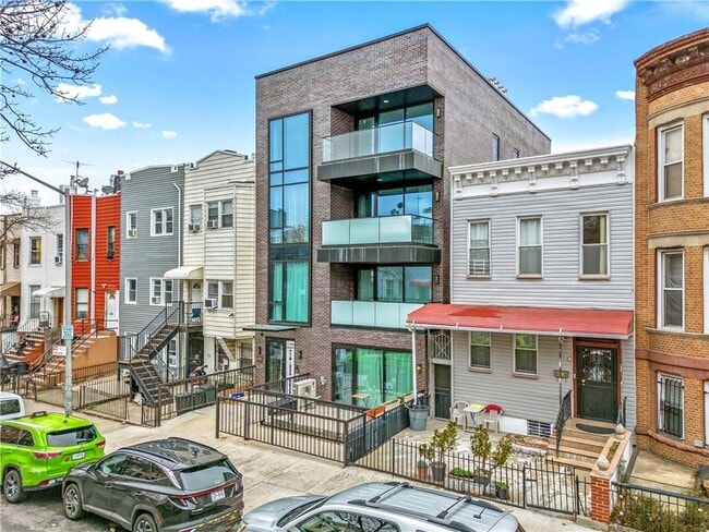 Photo - 355 53rd St Unidad 2A