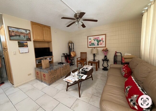 Photo - 1911 Kalakaua Ave Unit 307