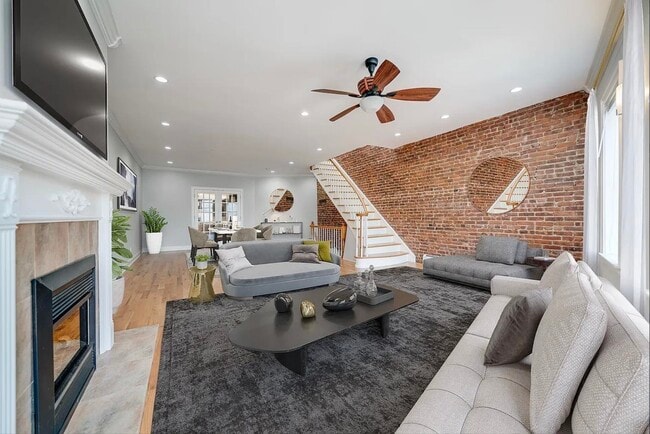 Photo - 369 3rd St Unit 3