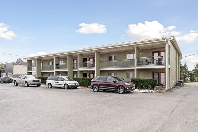 Photo - 1045 E 10th St Unidad 205