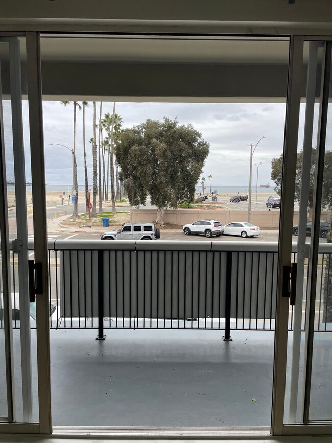 Photo - 5039 E Ocean Blvd Unit 3