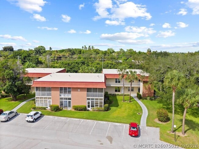Photo - 96 Spring Lake Dr Unit 205