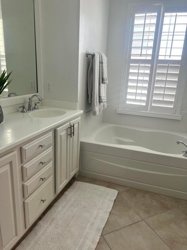 Photo - 3463 E Mallory Blvd