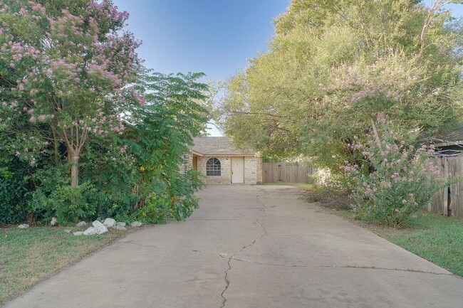 Photo - 1206 Westcott Dr
