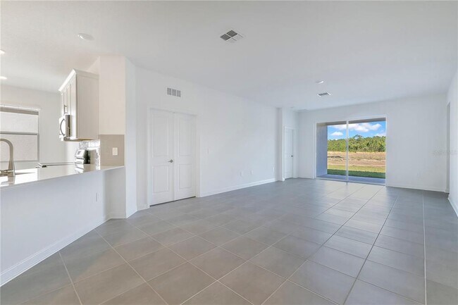 Photo - 3257 Addison Blvd