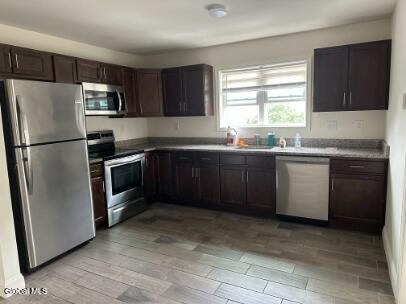 Photo - 1311 Broadway Unidad 10