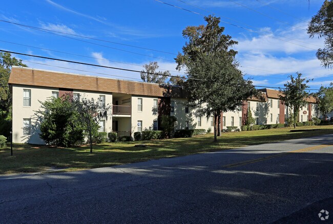 Photo - Regency Apartments