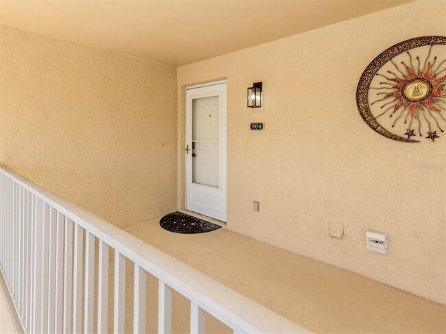 Photo - 5800 Sabal Trace Dr Unidad 904