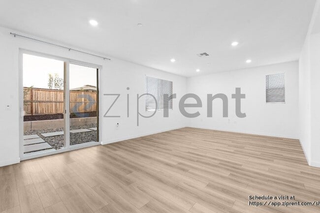 Photo - 4417 Neptune Cir