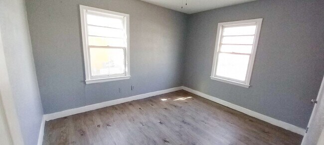 Photo - Handyman Special $0 First Month's Rent / “You fix, you SAVE BIG!!” Contact Mayshell for details: ...
