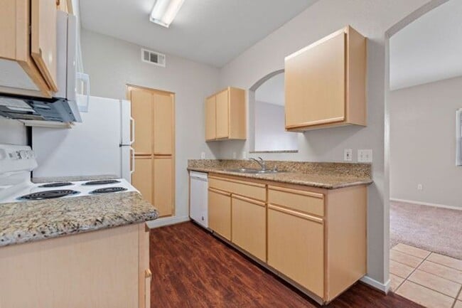 Photo - Fabulous Downstairs Condo at Silver Creek!