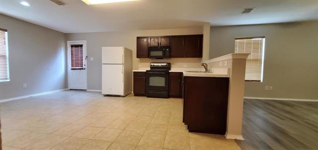 Photo - 1425 Whitewater Dr