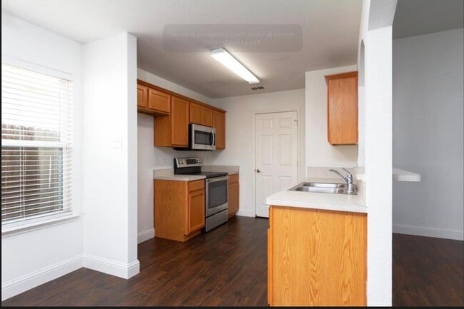 Photo - 1123 Warrior Dr