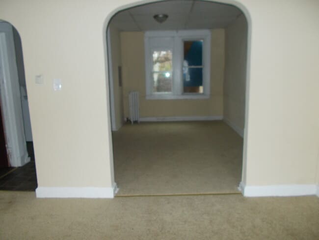 Photo - 827 E Patapsco Ave