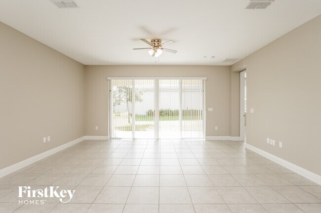 Photo - 1246 Stratton Ave