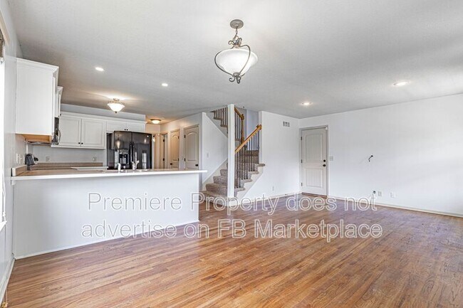 Photo - 9652 McGee St