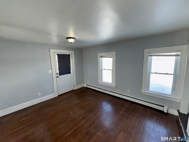 Photo - 24 Iowa St Unidad 2