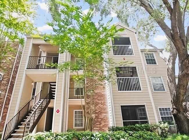 Building Photo - 3rd Floor 2/2 Condo near Millenia Mall with private patio