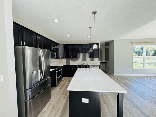 Photo - 5749 Shadowfair Ln