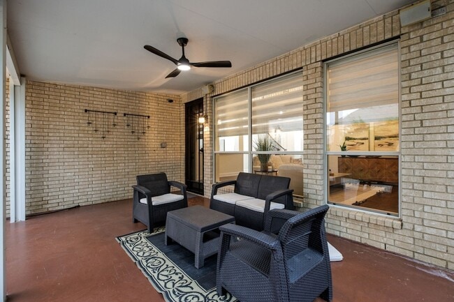 Photo - 1417 Cool Springs Dr