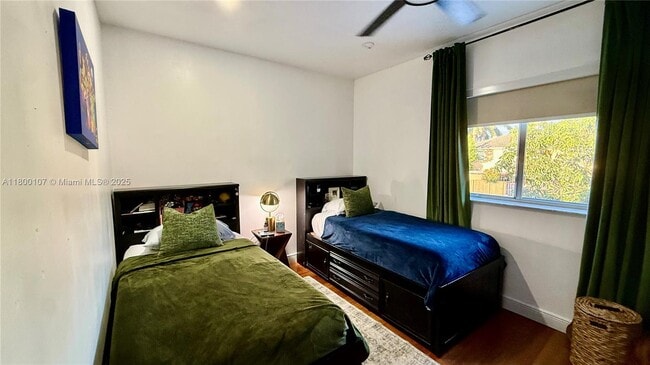 Photo - 909 NE 41st Terrace