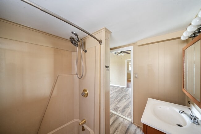 Photo - 7102 Terrasso Dr