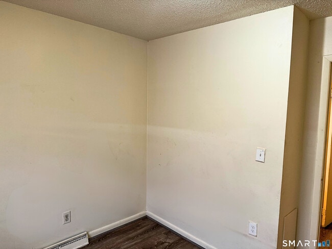 Photo - 282 Front Ave