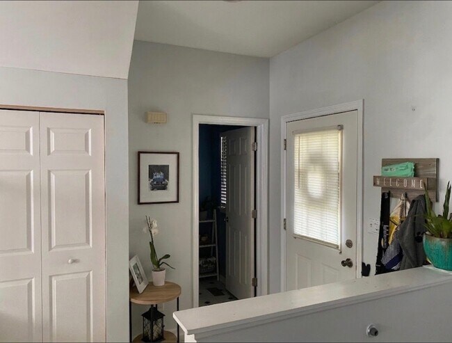 Photo - 376 Maidstone Ct