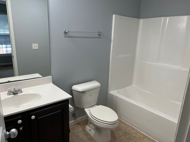 Photo - Easy Street Community