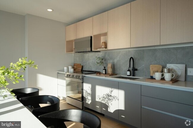Building Photo - 1325 N Beach St Unit 708 Rental