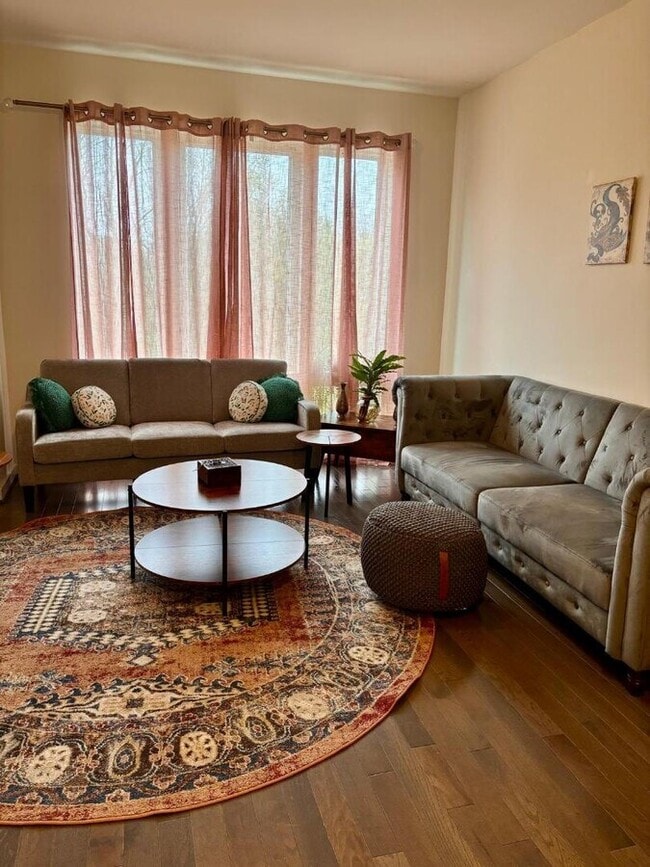 Photo - 1463 Wheyfield Dr