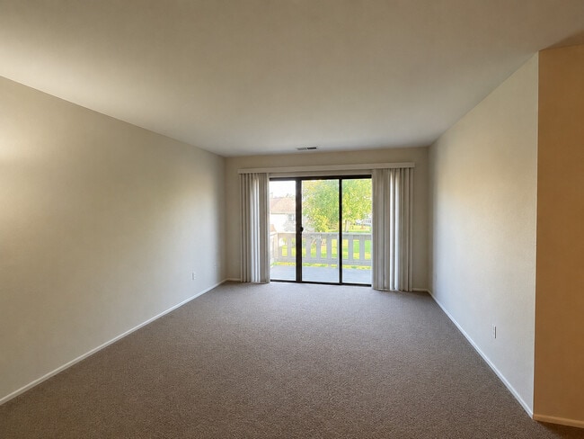 Photo - 355 Lambert Dr