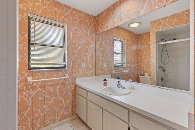 Photo - 19484 Midway Blvd