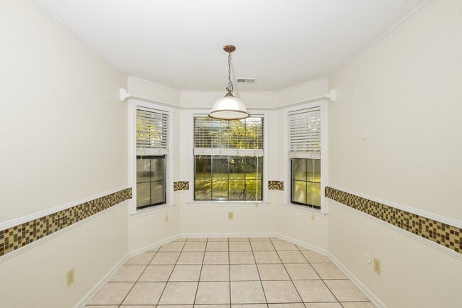 Photo - 953 Lycomedes Cove