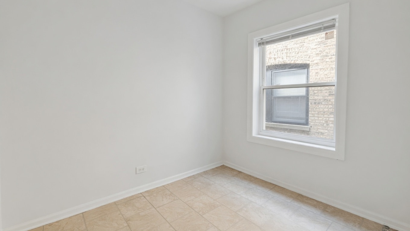 Photo - 6956 N Ashland Ave Unit 308