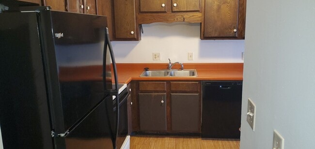 Photo - 3617-3619 Greeley Dr Unit 3619