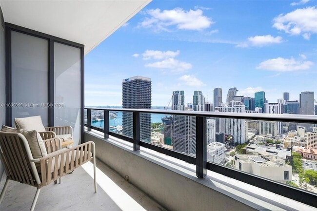 Building Photo - 159 NE 6th St Unit 3610 Rental
