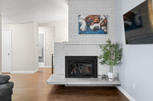 Building Photo - 2719 S Cheryl Ct