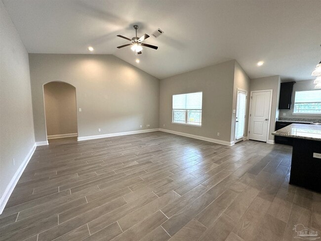 Photo - 3050 Palm St