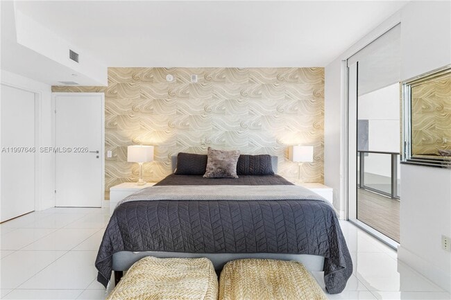 Photo - 1300 Brickell Bay Dr Unidad 1010