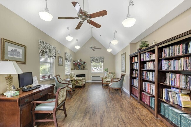 Photo - Cascades Village