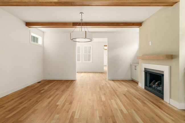 Photo - 1347 Pennock Ave