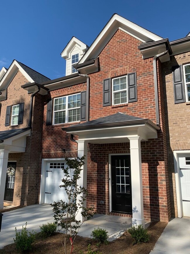 Photo - 3 Bedrooms 2.5 Baths Condo in Downtown Watkinsville!