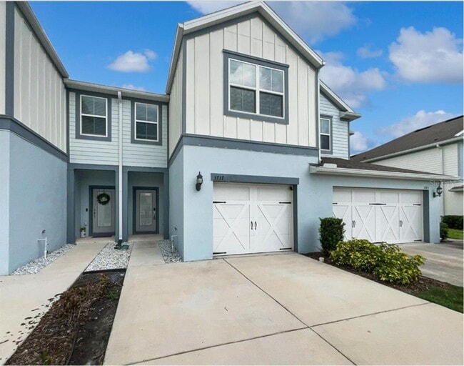 Building Photo - 3737 Plainview Dr Rental