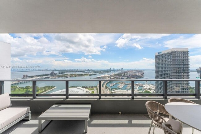 Photo - 159 NE 6th St Unit 4016